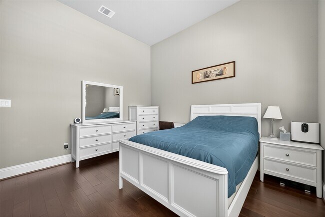 Building Photo - 14 Cottage Glen Ln