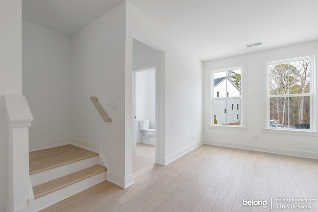 Building Photo - 2120 Opulent Oaks Ln