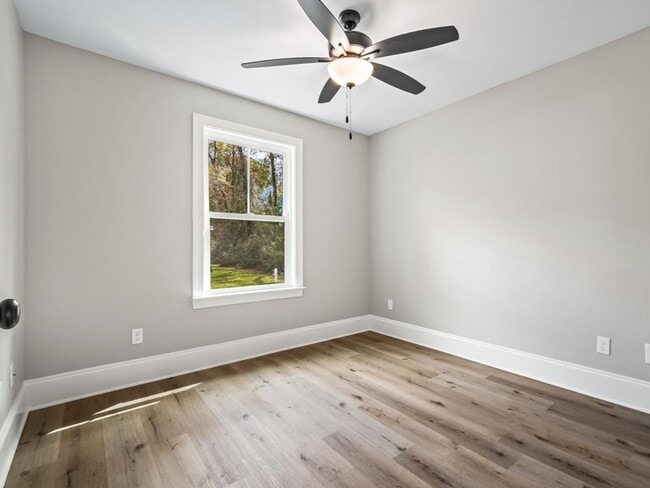 Building Photo - Newly Built 3 Bedroom Home Available Now