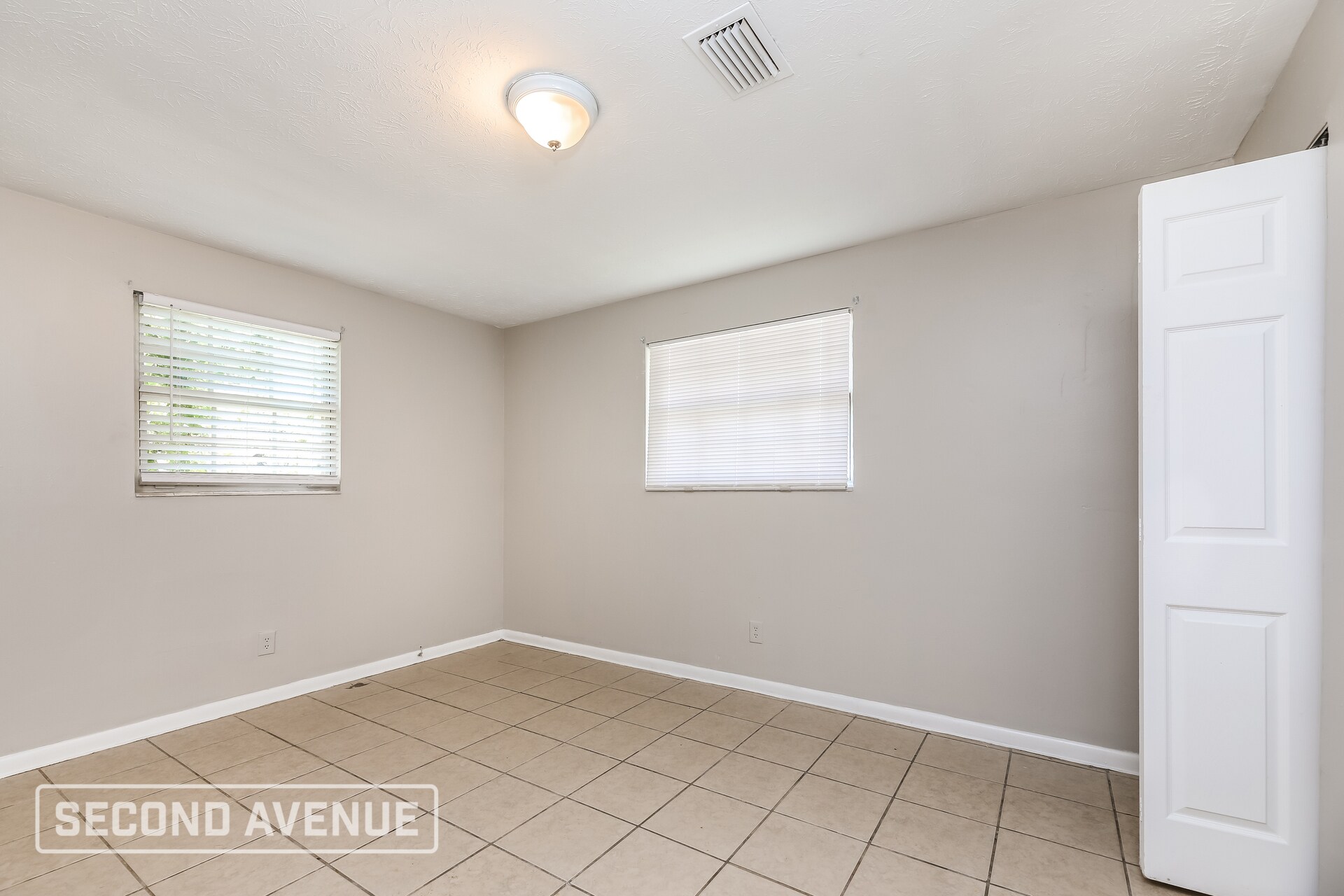 Building Photo - 6801 Blanco Ct