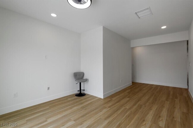 Building Photo - 7724 Rancho Destino Rd