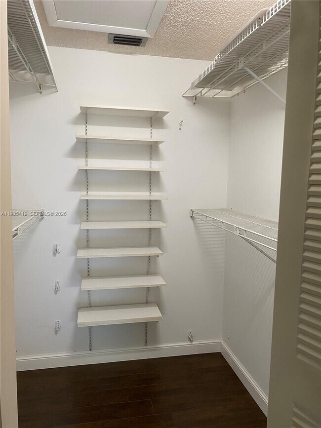 Building Photo - 18595 Egret Way