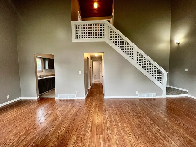 Building Photo - 8277 Toepfer Rd