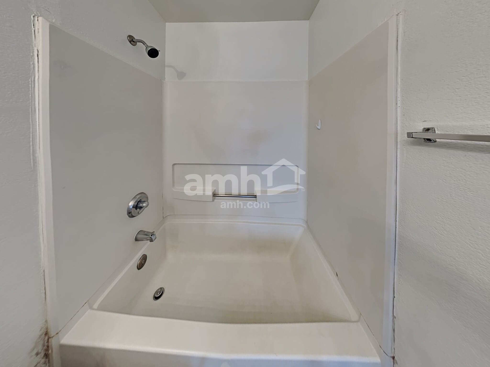 Building Photo - 6159 S Avenue De La Chandelle