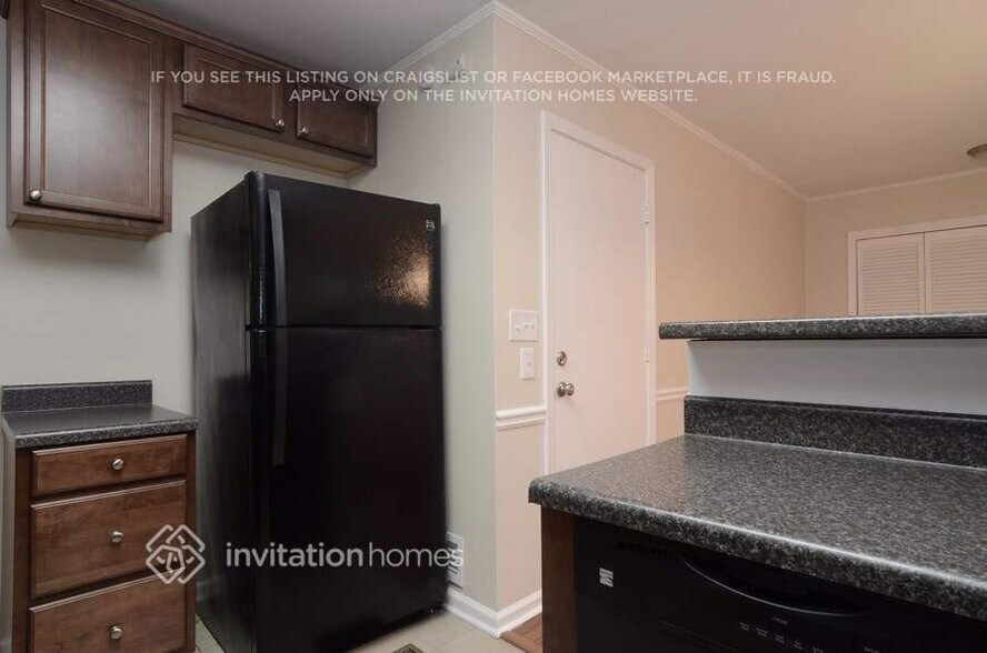 Building Photo - 1360 Hampton Hall Dr NE