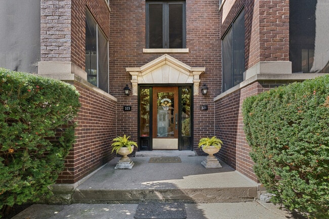 Building Photo - 323 Wisconsin Ave