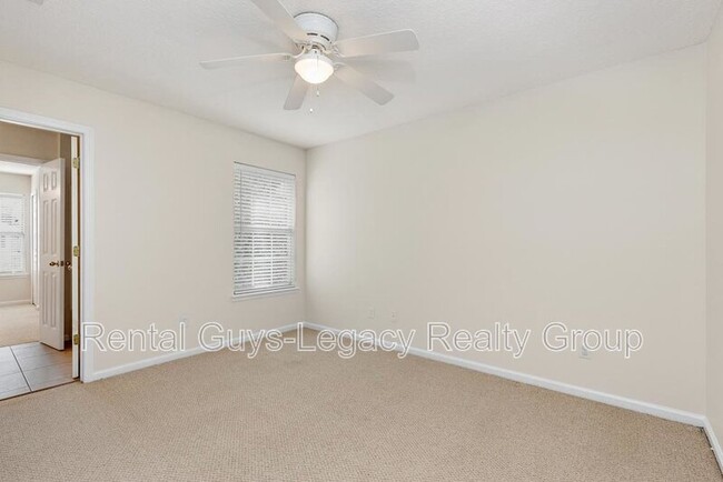 Building Photo - 300 Southern Branch Ln