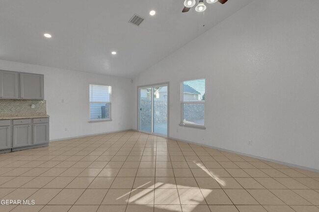 Building Photo - 12077 Castle Keep Cir