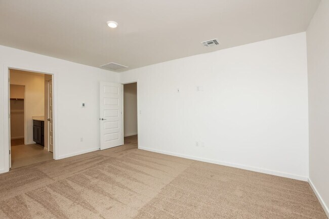 Building Photo - 7071 W Indian Clover Way