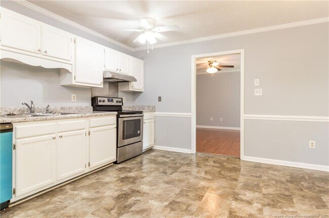 Building Photo - 508 Stone Way Ct