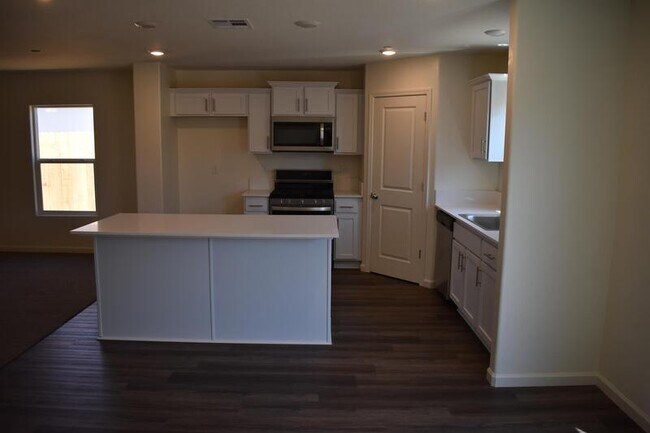 Building Photo - 1318 Eagle Ridge Court