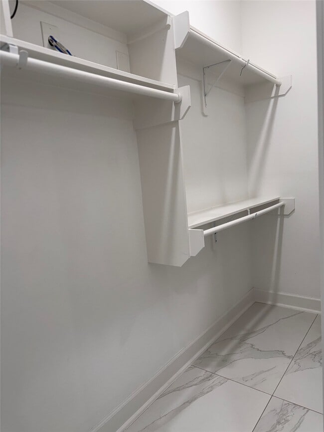 Building Photo - 4406 Oats St