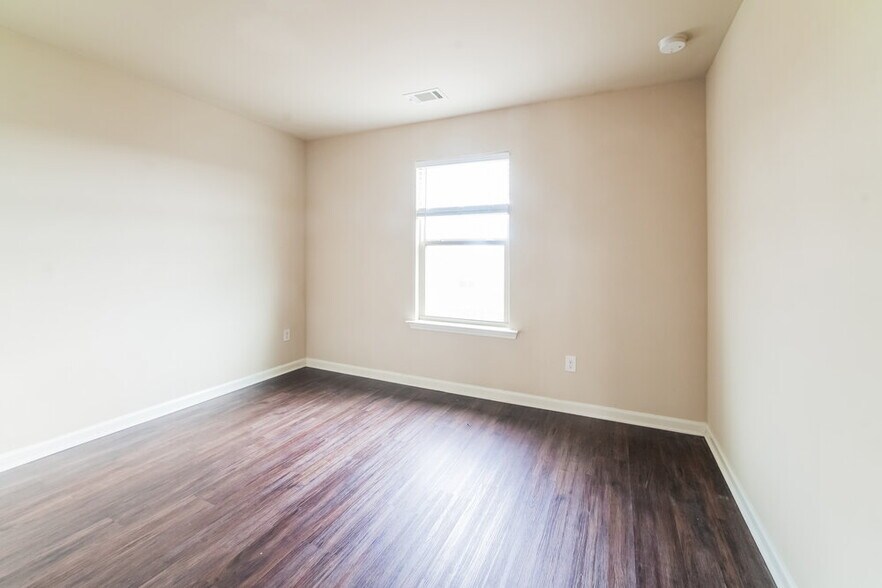 Building Photo - 2974 E Captiva Dr