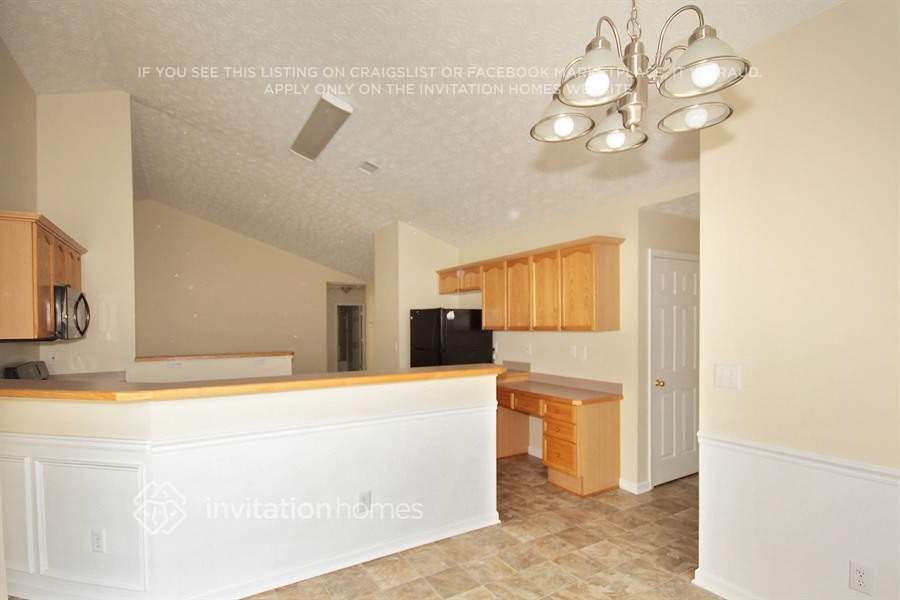 Building Photo - 1532 Armende Cir