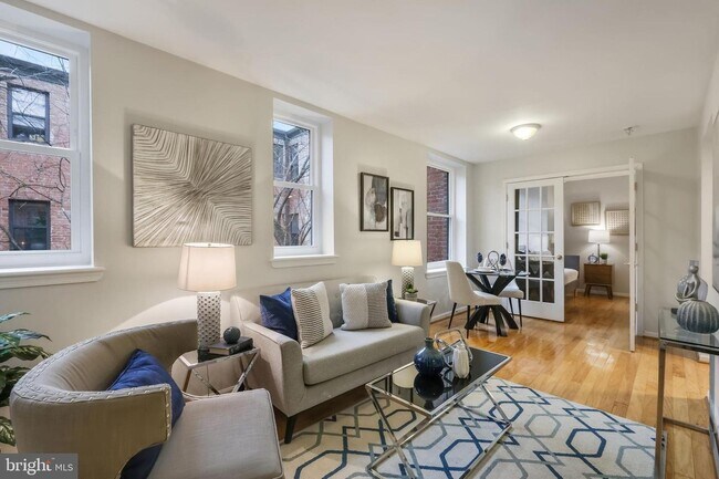 Building Photo - 1438 Meridian Pl NW