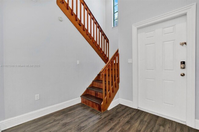 Building Photo - 11473 SW 148th Pl