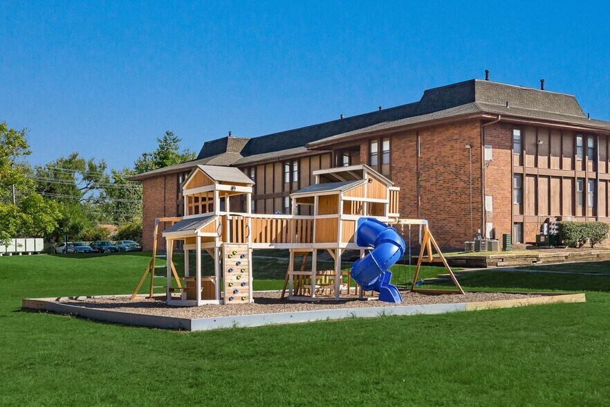 Century City Apartments 6300 Century City S Reynoldsburg OH 43068