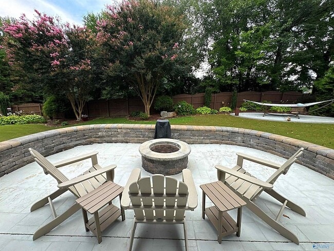 Building Photo - 318 Freedom Ct