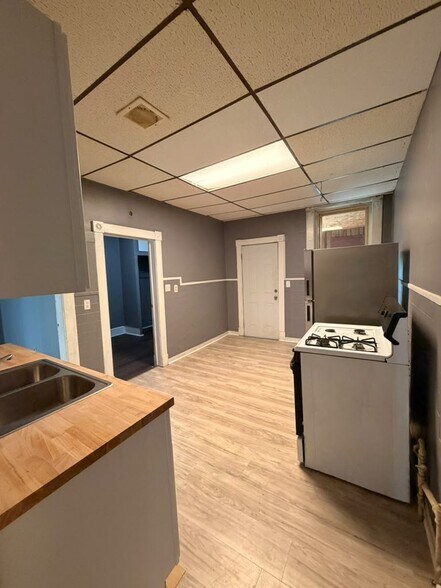 Building Photo - 66 Ingalls Ave