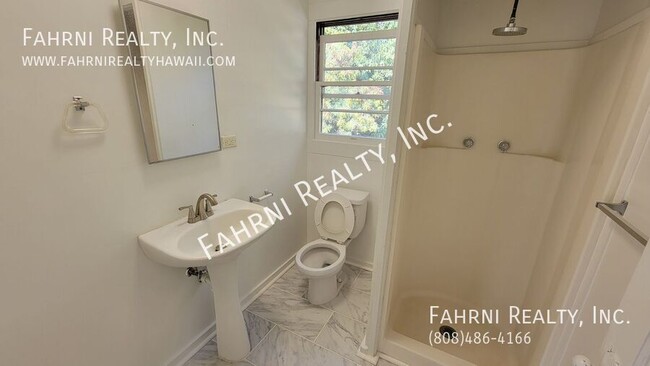 Building Photo - Fully Remodeled 2 bedroom 1 bath single fa...