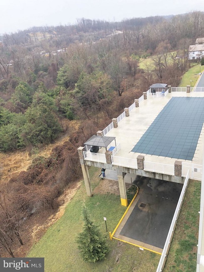 Building Photo - 6301 Edsall Rd