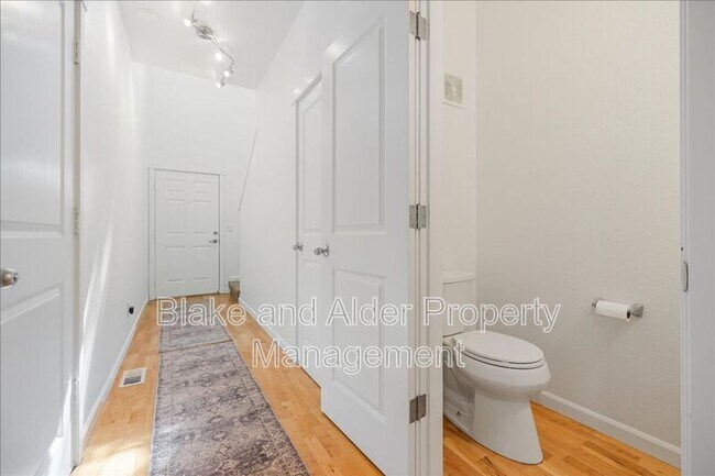 Building Photo - 445 SW 149th Terrace