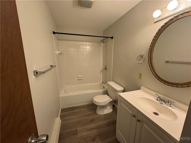 Building Photo - 8223 Lucchesi Dr