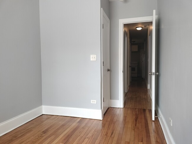 Building Photo - 7408 S Eberhart Ave