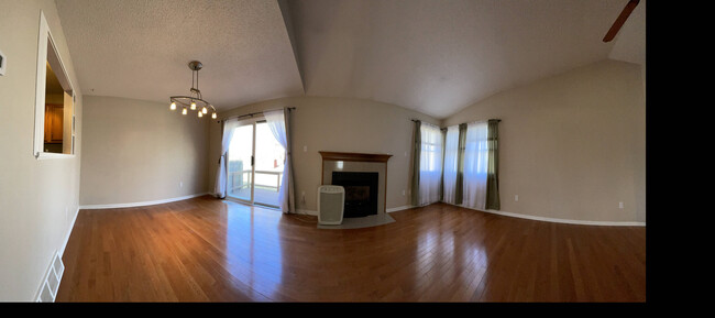 Building Photo - 13 Wilan Ln