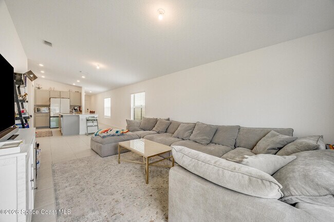 Building Photo - 1328 Colebrook Cir SW