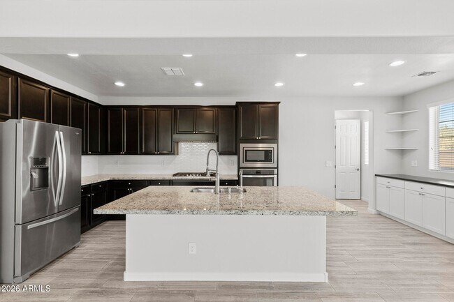 Building Photo - 130 N Bay Dr