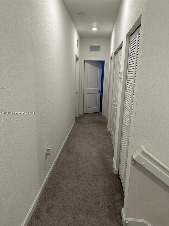 Building Photo - 13383 SW 287th Ter