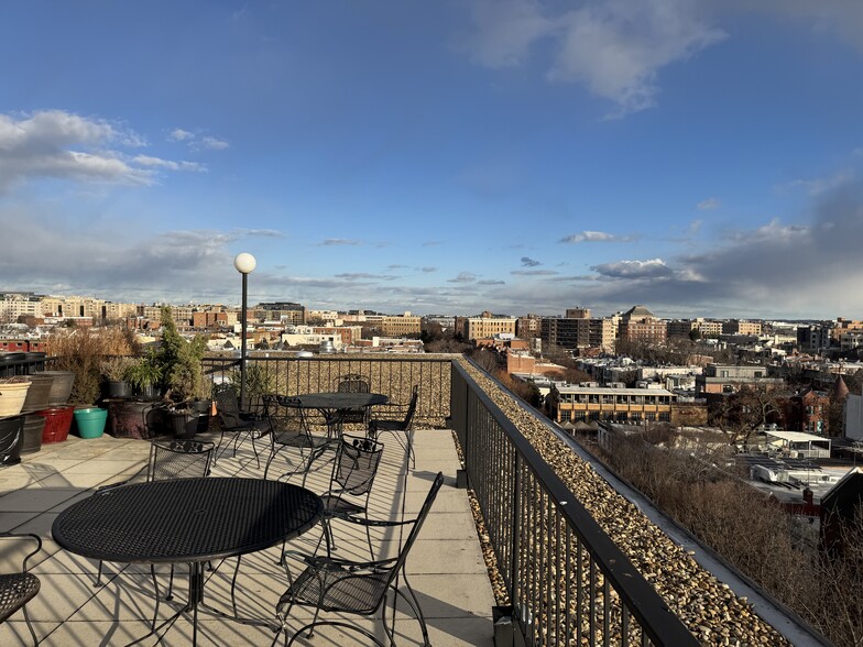 Building Photo - 1825 T St NW