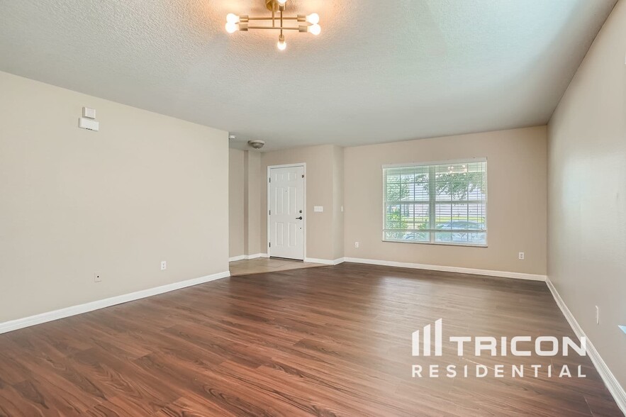 Building Photo - 2764 Pythagoras Cir
