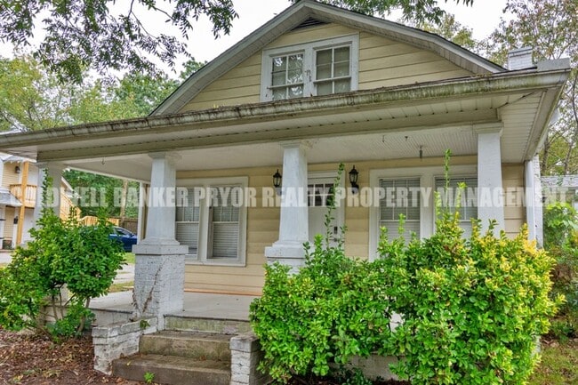 Building Photo - 203 California Ave