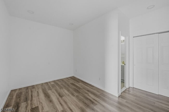 Building Photo - 76-78 Market Street Unit 5