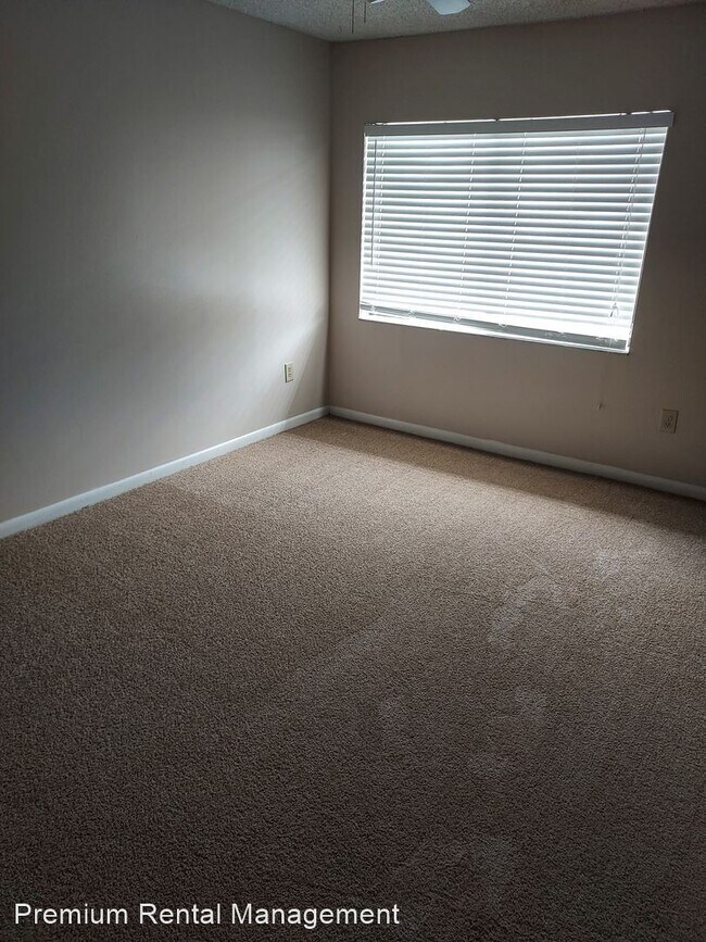 Building Photo - 2 br, 1.5 bath House - 12316 Fox Hound Ln