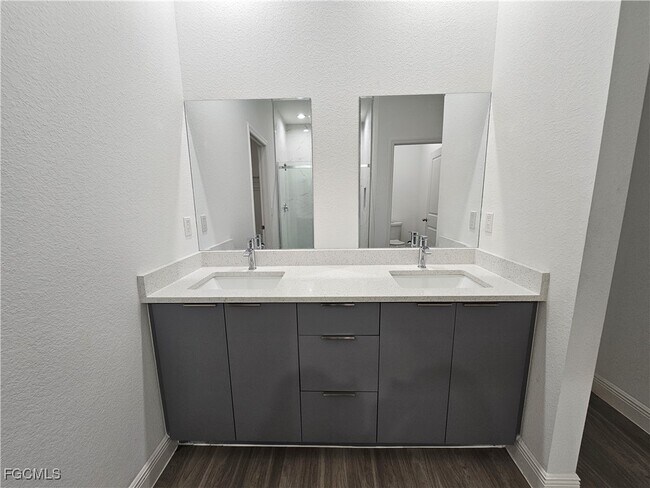 Building Photo - 5002 Gramercy Rd