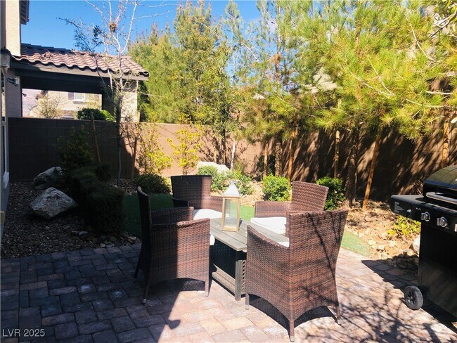 Building Photo - 7108 Adrian Peak St