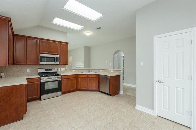 Building Photo - 18114 Tabor Brook Dr