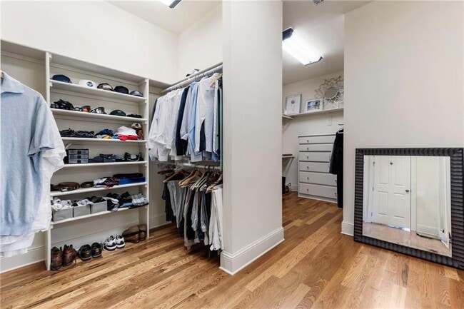 Building Photo - 927 Buckingham Cir NW