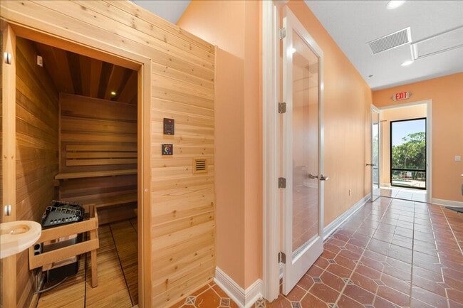 Building Photo - 701 Pilot Ln