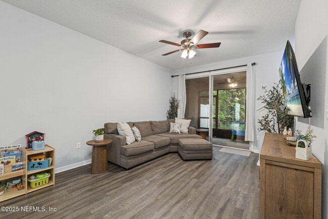Building Photo - 6110 Bartram Village Dr