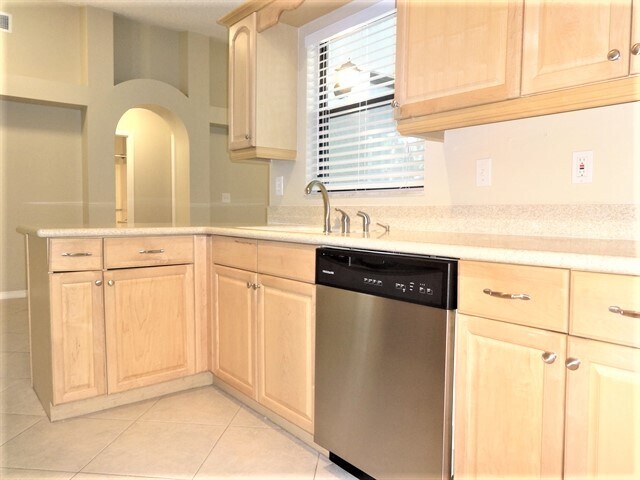 Building Photo - 2355 SW Woodridge Street