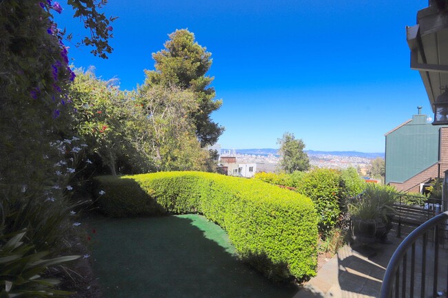 Building Photo - Noe Valley: Italianesque Three Level Home ...