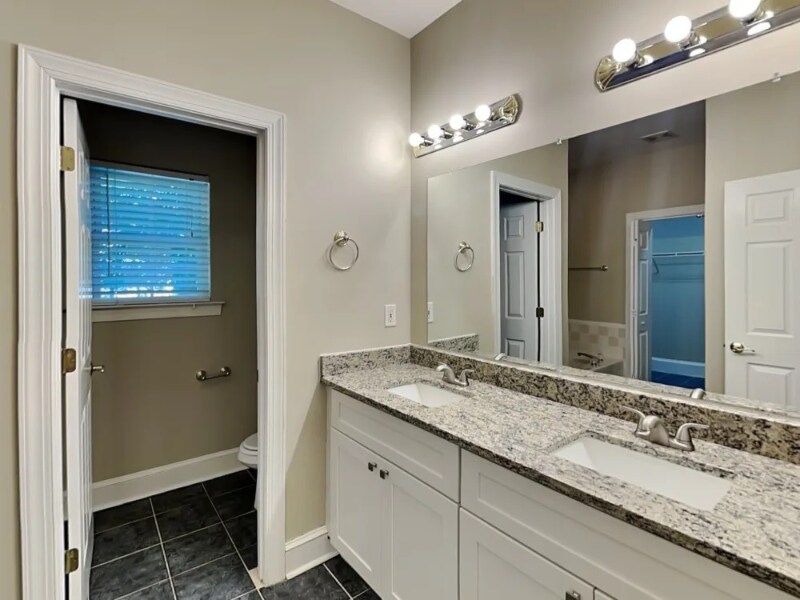 Building Photo - 10308 Waxhaw Hwy