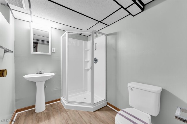 Building Photo - 961 Montford Rd