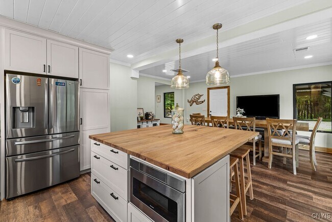 Building Photo - 7643 Mill Rd