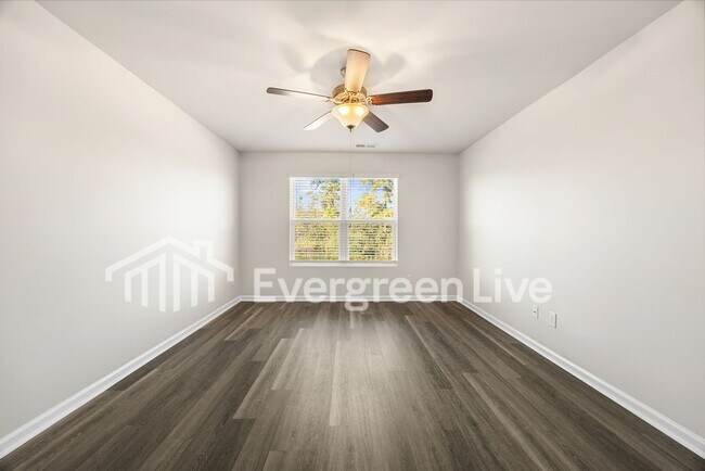 Building Photo - Coming Soon!