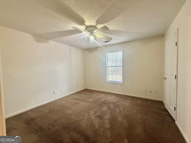 Building Photo - 2361 River Ridge Rd NE